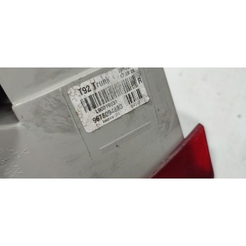 PILOTO TRASERO DERECHO INTERIOR 9678094880  - miniatura 3