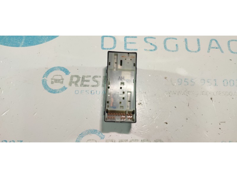 MANDO ELEVALUNAS DELANTERO IZQUIERDO  - imagen 2