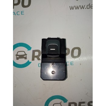 MANDO ELEVALUNAS TRASERO DERECHO 93590D9100 