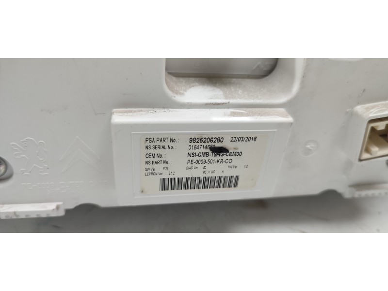 CUADRO INSTRUMENTOS 9825206280  - imagen 3