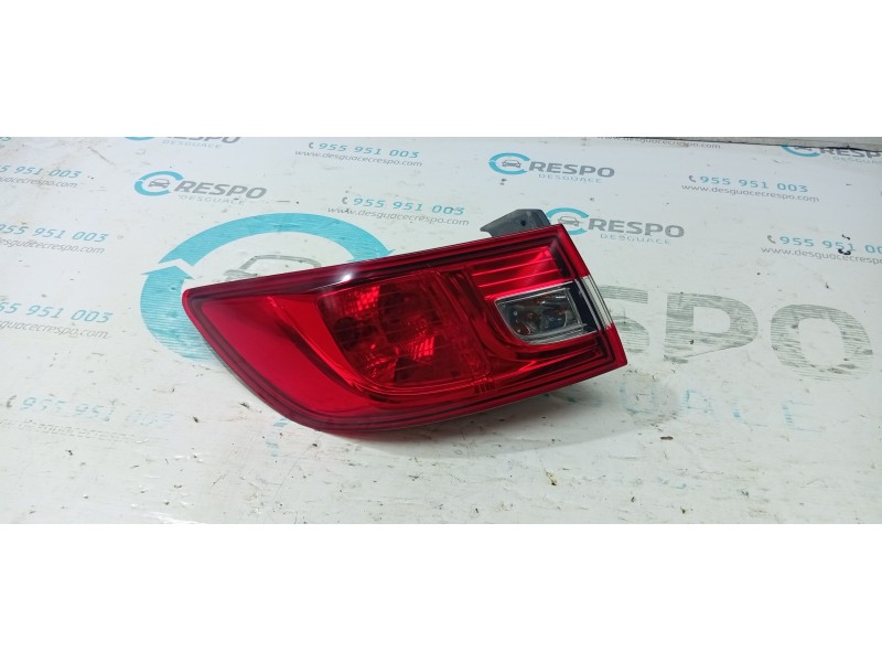 PILOTO TRASERO IZQUIERDO 265554091R  - imagen 1