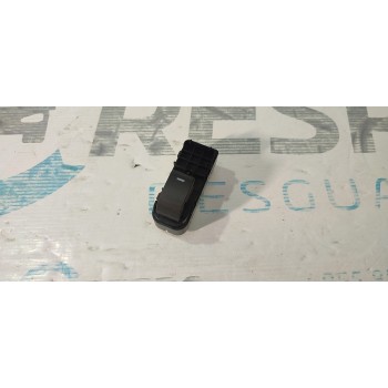 MANDO ELEVALUNAS DELANTERO DERECHO BBP366370B 