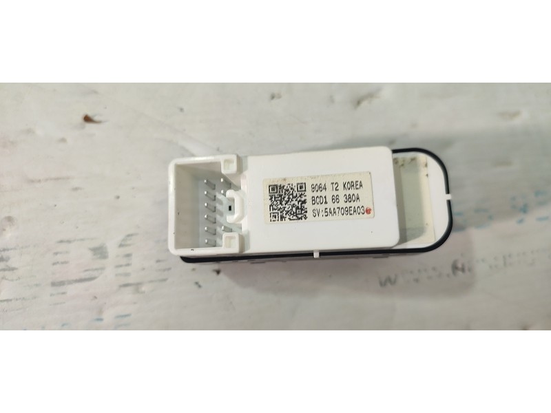 MANDO ELEVALUNAS TRASERO IZQUIERDO BCD166380A  - imagen 2