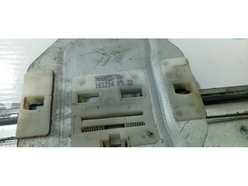 ELEVALUNAS DELANTERO DERECHO 9680557880  - imagen 2