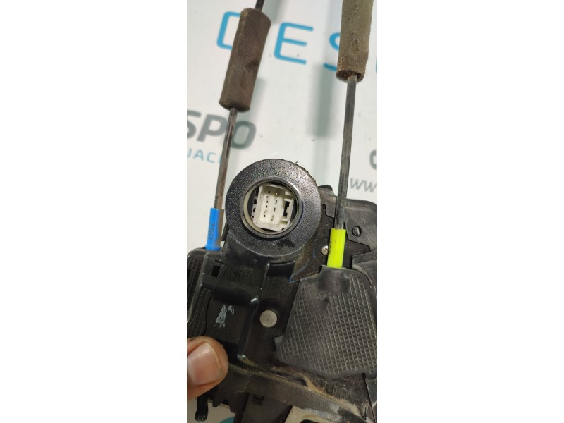 CERRADURA PUERTA TRASERA DERECHA  - imagen 3