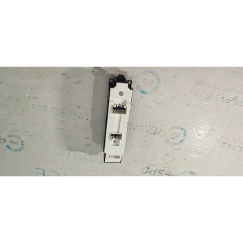 MANDO ELEVALUNAS DELANTERO IZQUIERDO BCD166350B  - miniatura 3