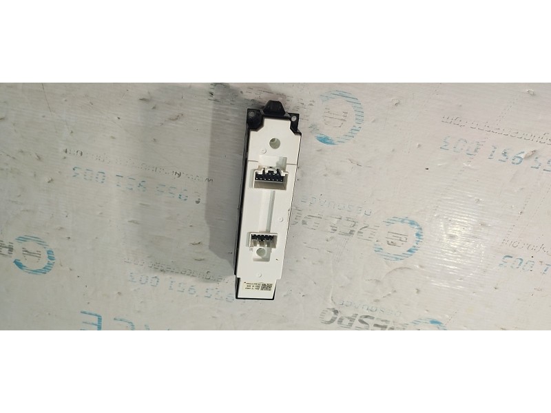 MANDO ELEVALUNAS DELANTERO IZQUIERDO BCD166350B  - imagen 3