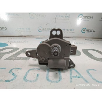 MOTOR APERTURA TRAMPILLAS CLIMATIZADOR EA1F0EDFAA02  - miniatura 4