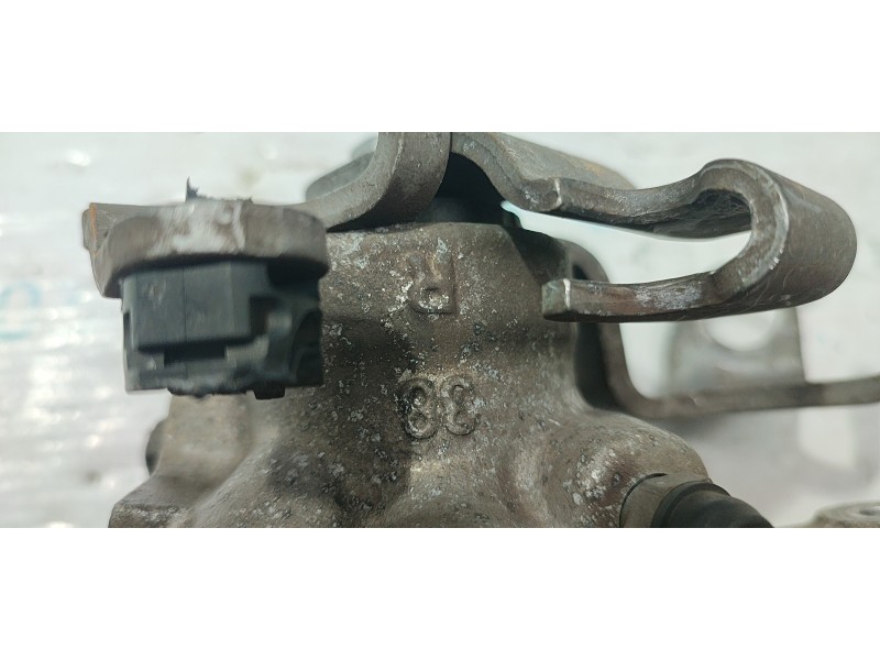 PINZA DE FRENO TRASERA DERECHA  - imagen 3