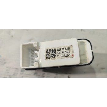 MANDO ELEVALUNAS TRASERO DERECHO BBP366380A  - miniatura 2