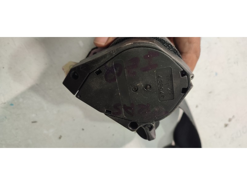 CINTURON SEGURIDAD TRASERO IZQUIERDO 6R0857805A  - imagen 2