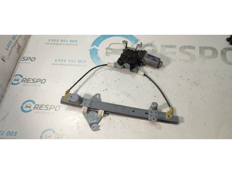 ELEVALUNAS TRASERO DERECHO  - imagen 1