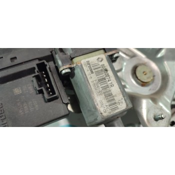 ELEVALUNAS DELANTERO DERECHO 807302741R  - miniatura 2