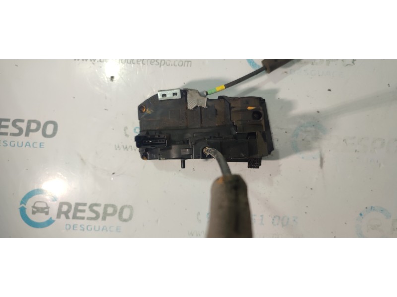 CERRADURA PUERTA TRASERA DERECHA  - imagen 1