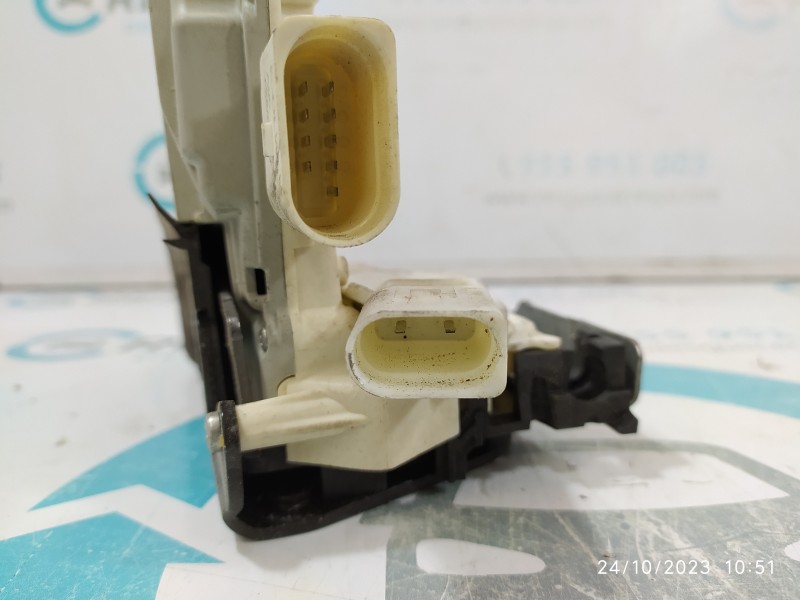 CERRADURA PUERTA DELANTERA IZQUIERDA 4G1837015  - imagen 3