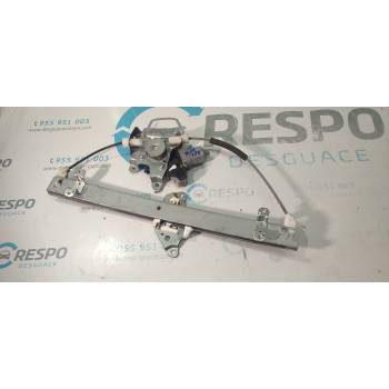 ELEVALUNAS DELANTERO DERECHO 