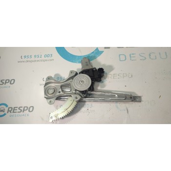 ELEVALUNAS TRASERO DERECHO 