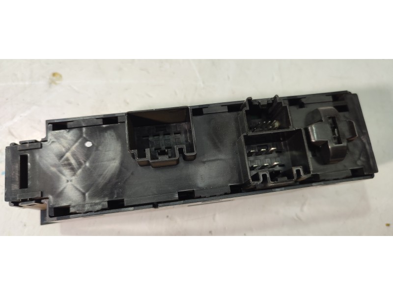 MANDO ELEVALUNAS DELANTERO IZQUIERDO DT1T14A132FA  - imagen 2