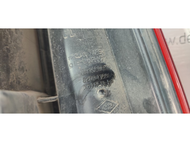 PILOTO TRASERO IZQUIERDO 8200419966  - imagen 2