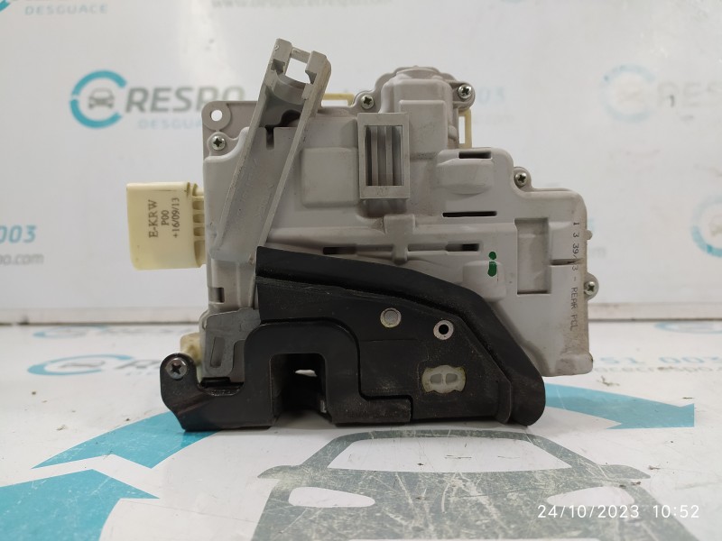 CERRADURA PUERTA TRASERA DERECHA 4G0839016  - imagen 4