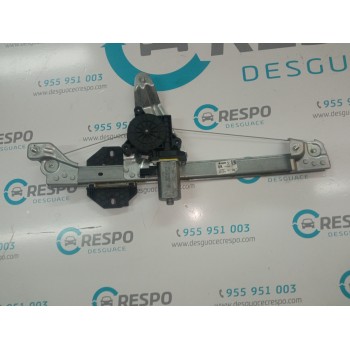 ELEVALUNAS TRASERO DERECHO 827206057R 