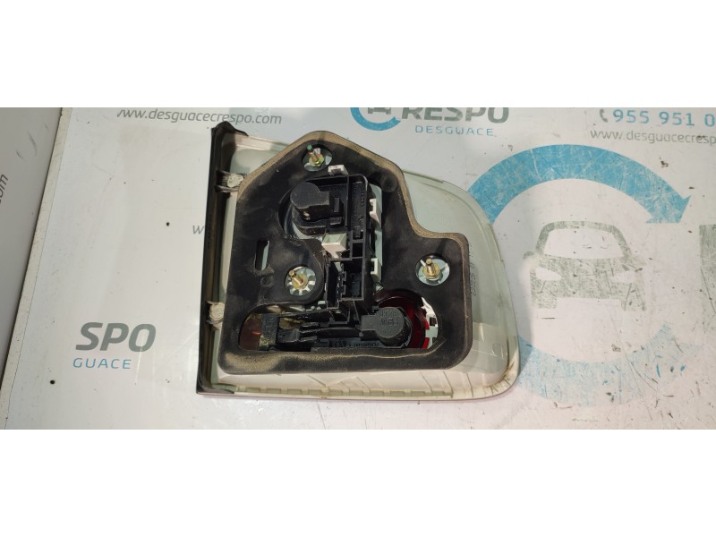 PILOTO TRASERO DERECHO INTERIOR 7L6945094H  - imagen 3