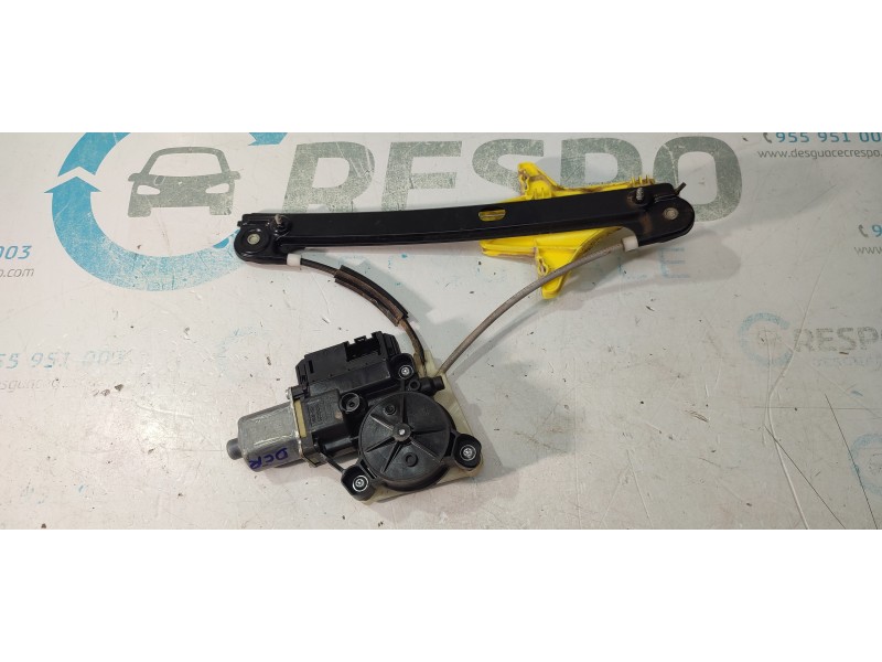 ELEVALUNAS TRASERO DERECHO 6R0959812B  - imagen 1