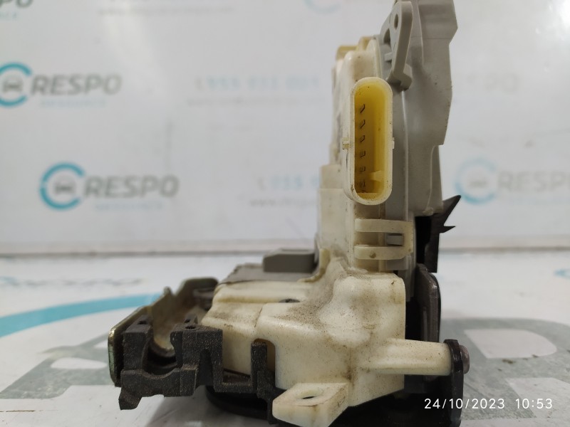 CERRADURA PUERTA DELANTERA DERECHA 8J1837016C  - imagen 2