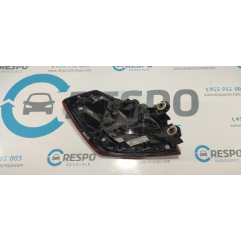 PILOTO TRASERO DERECHO 82A945070  - miniatura 2