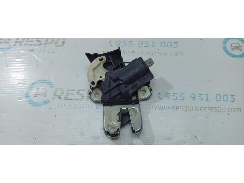 CERRADURA MALETERO / PORTON 4F5827505D  - imagen 1