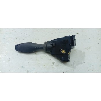 MANDO INTERMITENTES 8A6T1335BC 