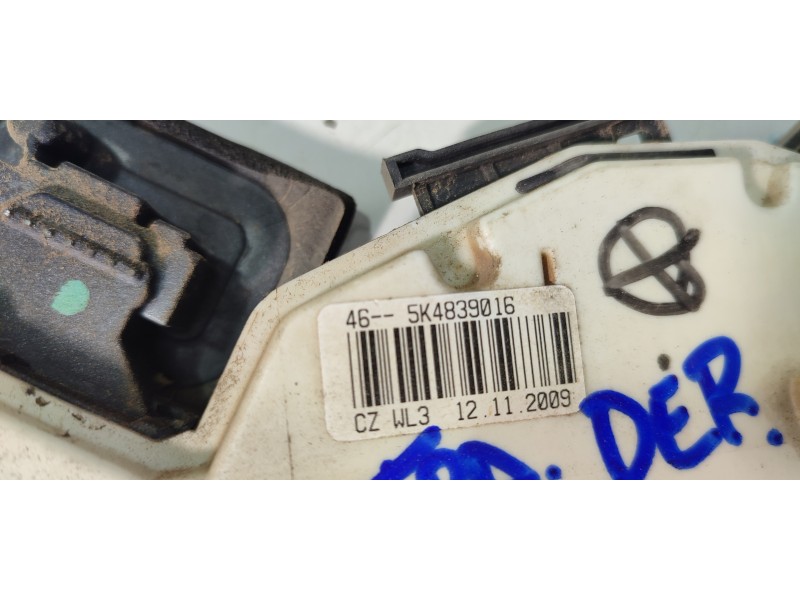 CERRADURA PUERTA TRASERA DERECHA 5K4839016  - imagen 4