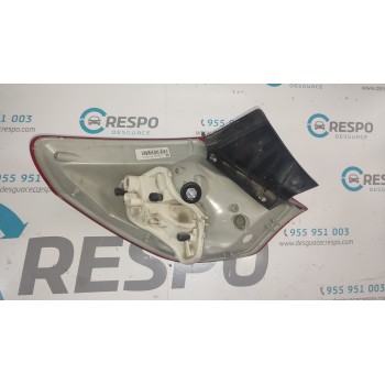 PILOTO TRASERO DERECHO 13262012  - miniatura 2