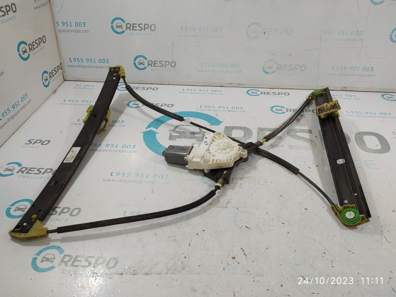 ELEVALUNAS DELANTERO DERECHO 4G0837462 8K0959802B  - imagen 1