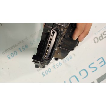 CERRADURA PUERTA TRASERA DERECHA AM5AR26412AE  - miniatura 3