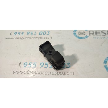 MANDO ELEVALUNAS DELANTERO DERECHO D09H66370 