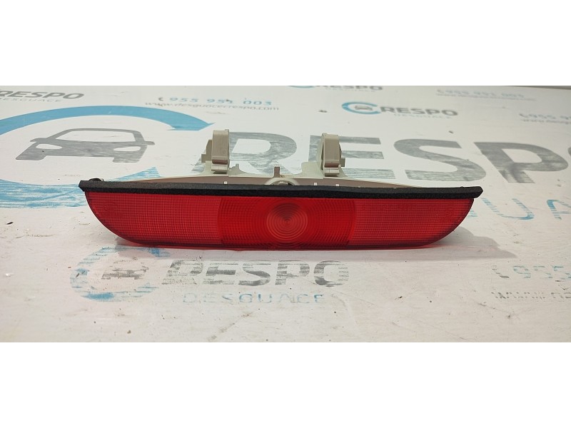 LUZ CENTRAL DE FRENO P3591  - imagen 1