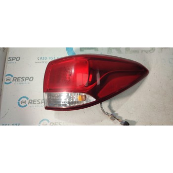 PILOTO TRASERO DERECHO 92402A4 