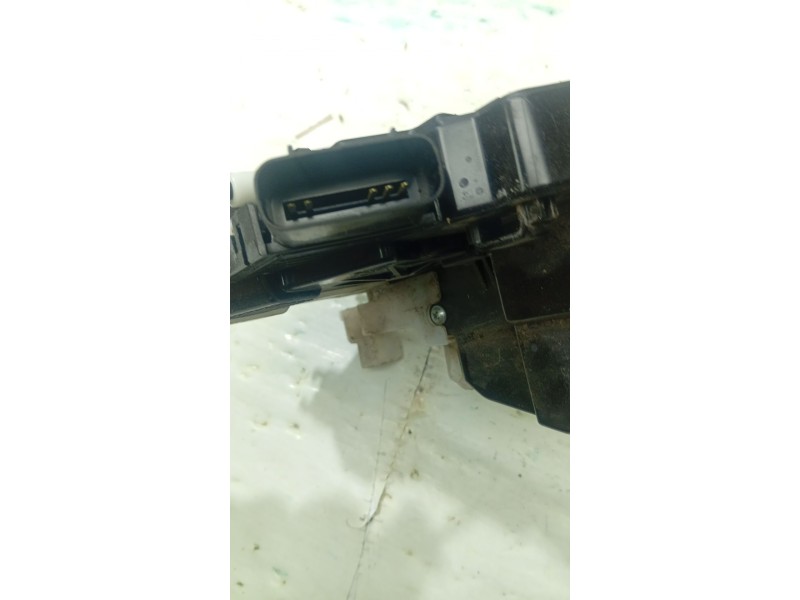 CERRADURA PUERTA DELANTERA DERECHA 81320A4010  - imagen 2