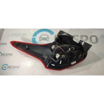 PILOTO TRASERO DERECHO F1EB13404BE  - miniatura 3