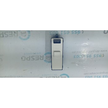 MANDO ELEVALUNAS TRASERO IZQUIERDO 93580D4AH0BYF  - miniatura 3