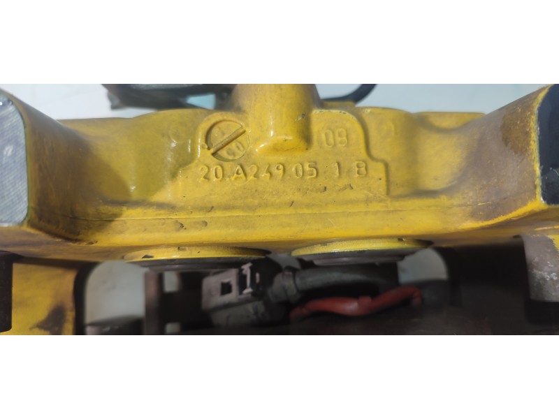 PINZA DE FRENO TRASERA DERECHA 20A2490518  - imagen 4