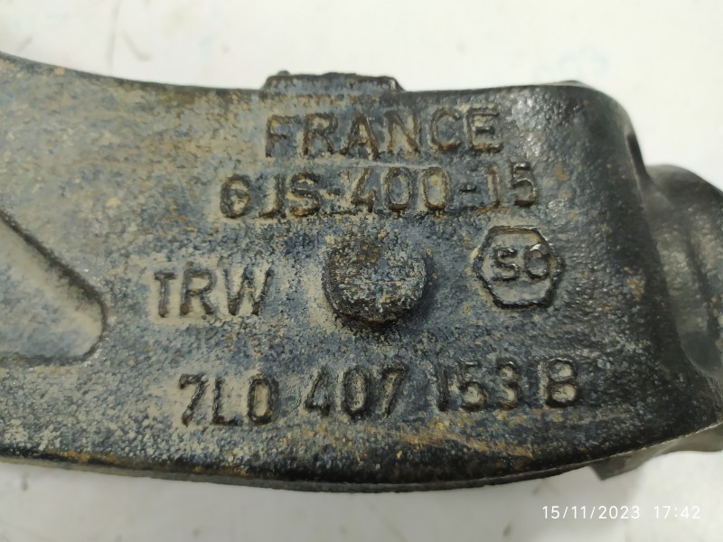BRAZO SUSPENSION INFERIOR DELANTERO IZQUIERDO 7L0407153B  - imagen 3
