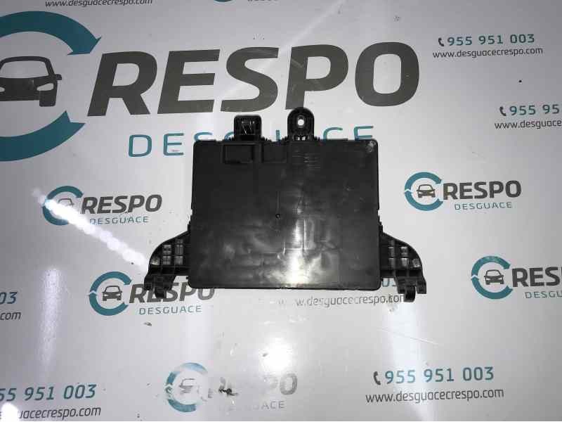 CAJA RELES / FUSIBLES 1327731803  - imagen 2