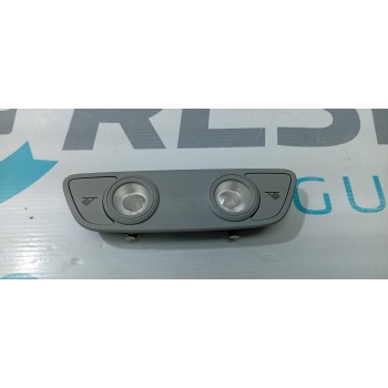 LUZ INTERIOR 4M0947111 