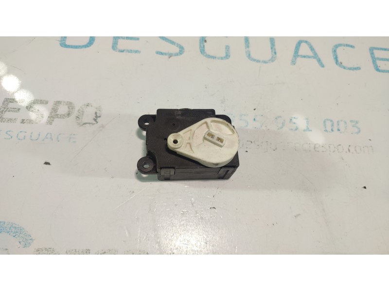 MOTOR APERTURA TRAMPILLAS CLIMATIZADOR 5037521160A  - imagen 1
