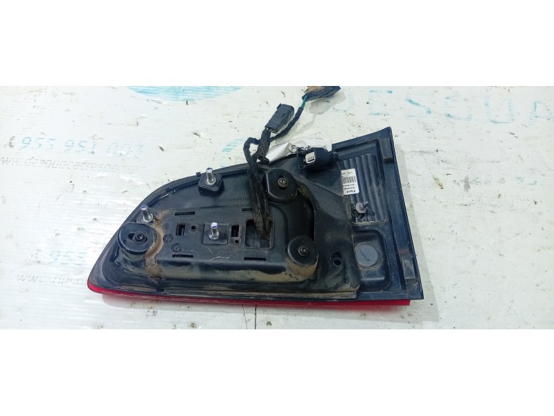 PILOTO TRASERO DERECHO INTERIOR  - imagen 3