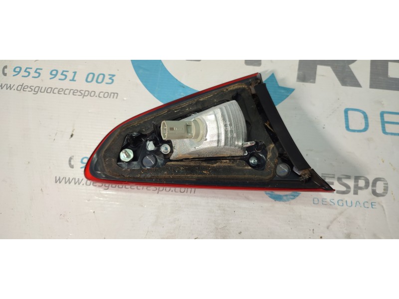 PILOTO TRASERO DERECHO INTERIOR  - imagen 2