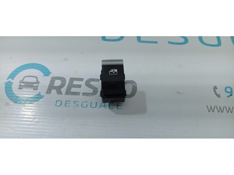 MANDO ELEVALUNAS DELANTERO DERECHO 4M0959855  - imagen 1