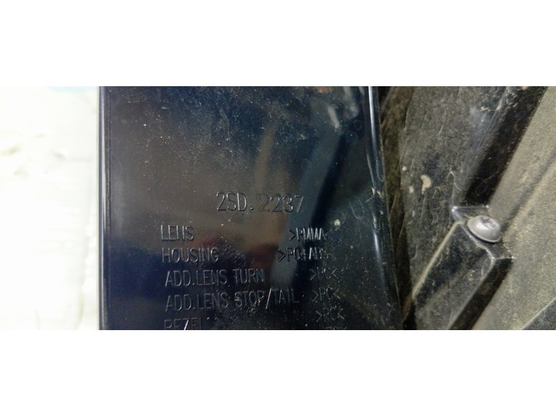 PILOTO TRASERO IZQUIERDO 2SD2237  - imagen 3